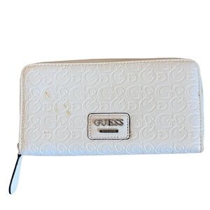 Guess wallet